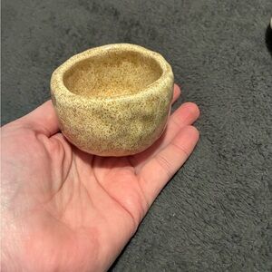 Speckled Cream Ceramic Accent Bowl - Handcrafted Home Art